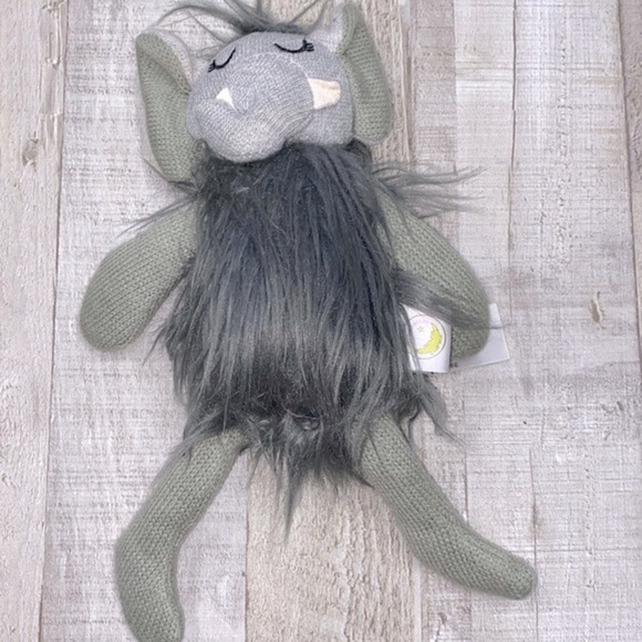 Animal adventure wooly mammoth 11 inch plush - Picture 2 of 6